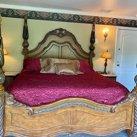 The Cypress Inn Конуей Екстериор снимка