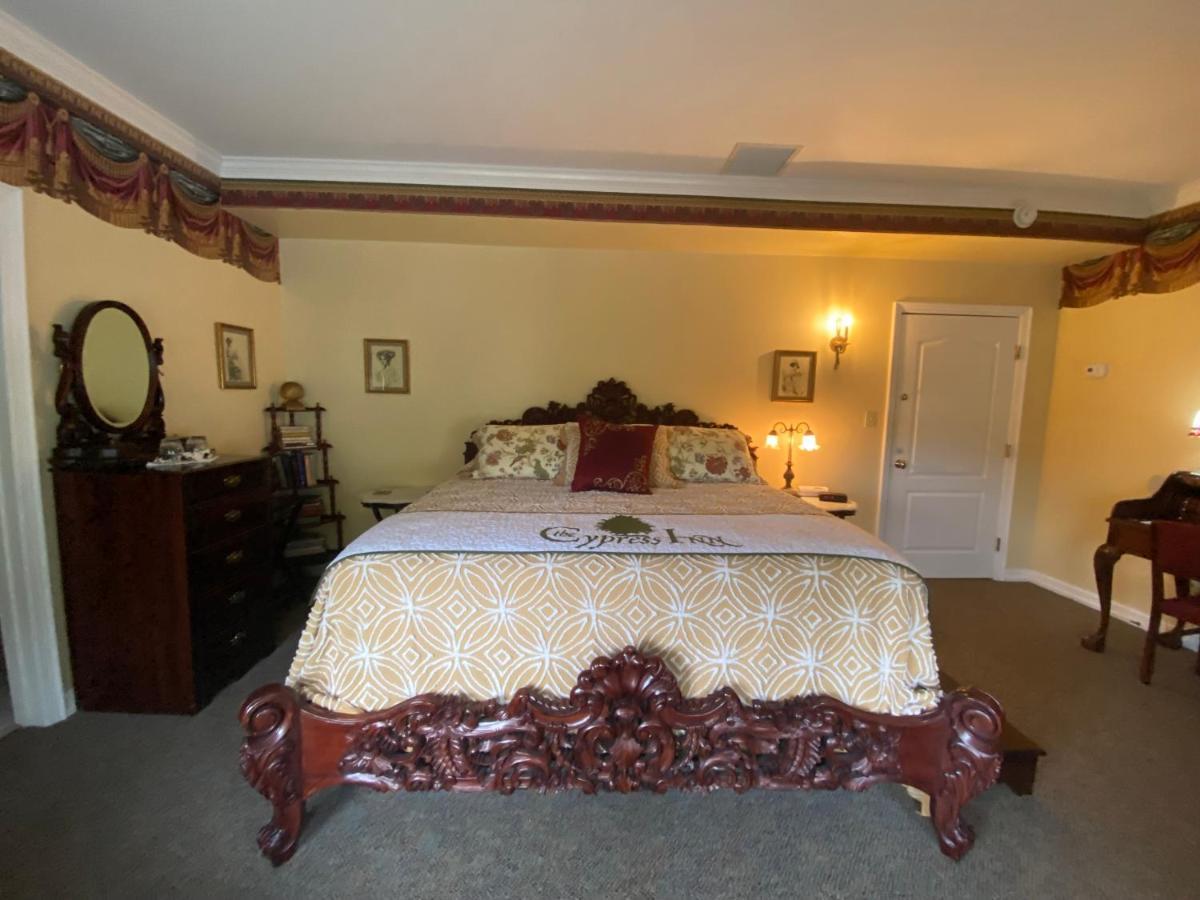 The Cypress Inn Конуей Екстериор снимка