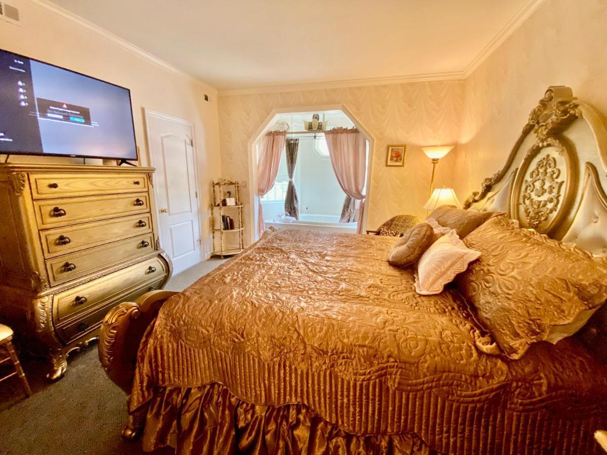 The Cypress Inn Конуей Екстериор снимка